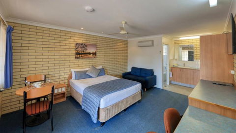 Riverland Motor Inn - Accommodation Bookings 2