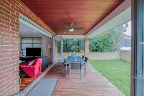 Rivervale Retreat - Spacious Family Living - Accommodation Bookings 2