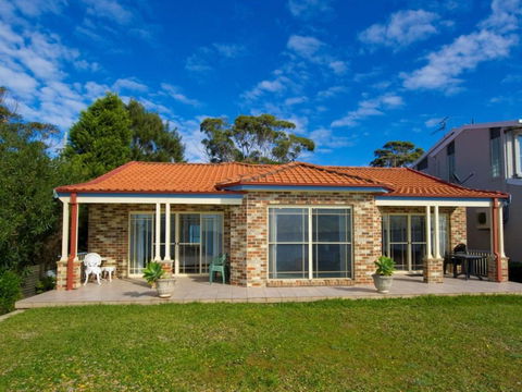 Salamander Beach Front - Accommodation Bookings 1