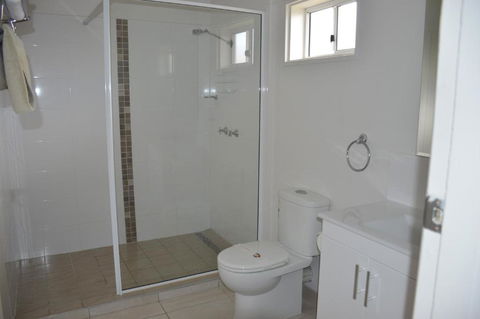 Rover Motel - Accommodation Bookings 1
