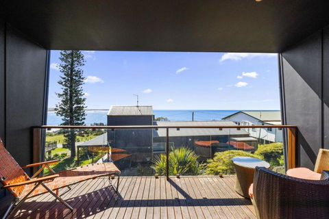 Rock Ledge - Accommodation Bookings 0