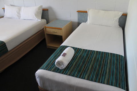 Rocky Glen Hotel Motel Gladstone - Accommodation Bookings 3