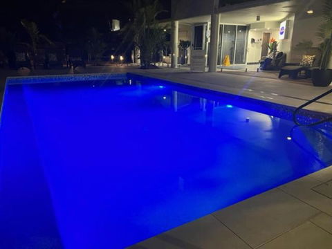 ROOFTOP APARTMENT AT MARINA TERRACES - Accommodation Bookings 1