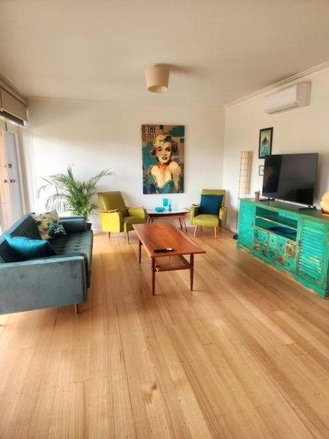 Rosebud Retro Retreat - Accommodation Bookings 0