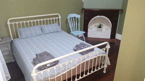 Roseneath Cottage - Accommodation Bookings 1