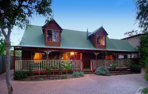 Rosewood Cottage - Accommodation Bookings 1