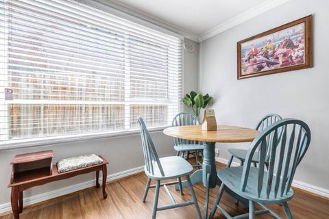 Rosewood Lodge - Cottage Charm Off High Street - Accommodation Bookings 3