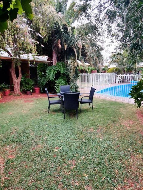 Roundhouse Motel - Accommodation Bookings 3