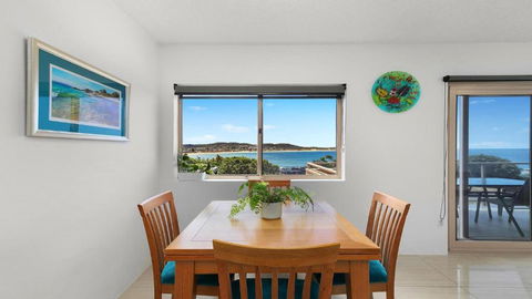 Roweshaven Amazing Views, Close To Beach Accom Holidays - Accommodation Bookings 3
