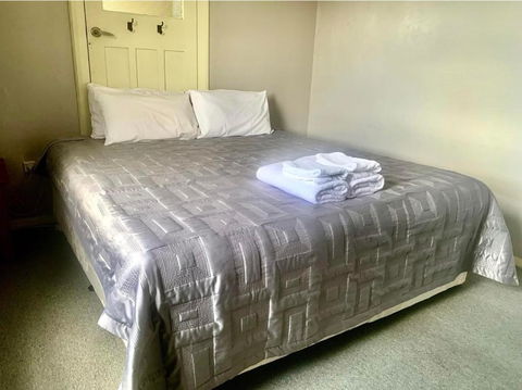 Royal Hotel Capertee - Accommodation Bookings 1