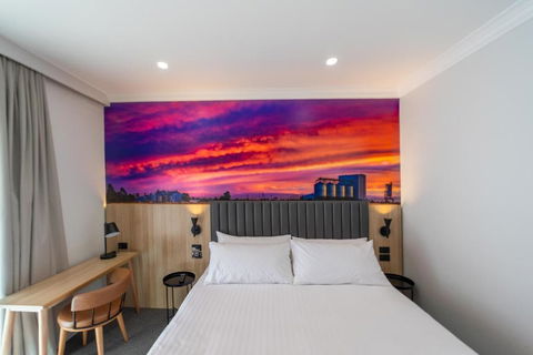 Royal Hotel-Motel - Accommodation Bookings 0