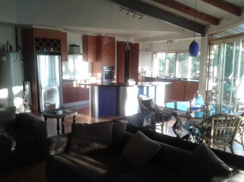 Rural Setting Getaway - Contractors, Families - Accommodation Bookings 0