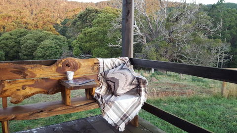 Rustic Hut Bush Retreat - Accommodation Bookings 0