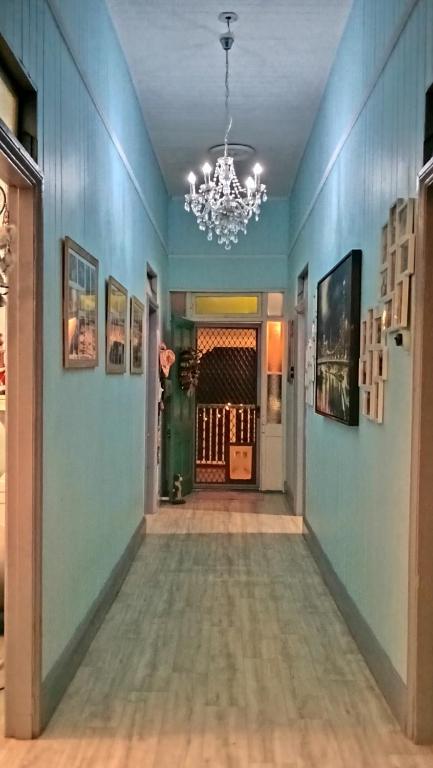 Rustic Sunflower - Accommodation Bookings 0