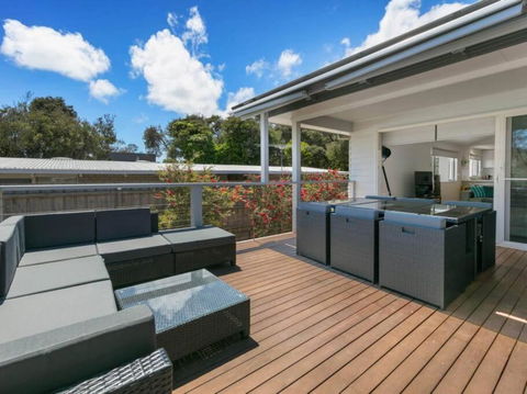 RYE/BLAIRGOWRIE FAMILY ENTERTAINER.. - Accommodation Bookings 0