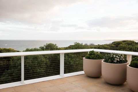 Sagres Queenscliff - Luxury House By The Beach - Accommodation Bookings 3