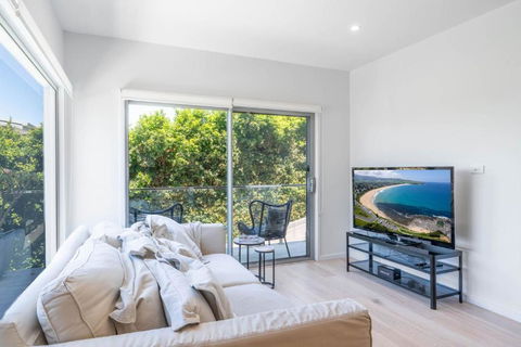 Salt On Morrow - Accommodation Bookings 3