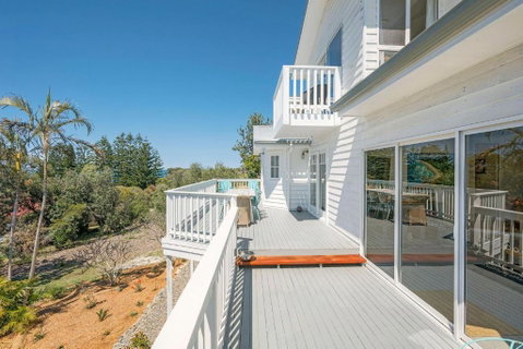 Salt Spray - Accommodation Bookings 2