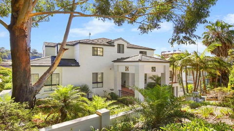 Saltwater Accom Holidays - Accommodation Bookings 1