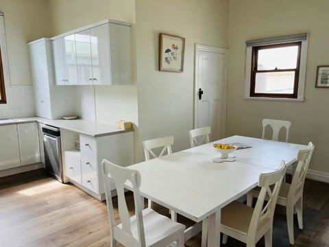 Saltwater Bungalow - WiFi - Accommodation Bookings 3