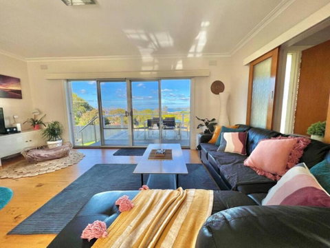 Saltwater Haven - Pets Welcome. Wifi. Amazing View - Accommodation Bookings 1