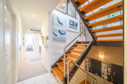Saltwater 5 - Sleeps 8 - Close To Main Beach - Accommodation Bookings 2