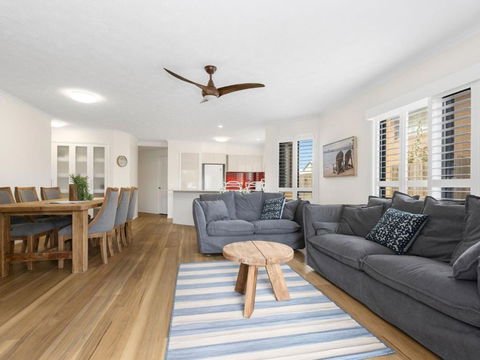 Salty Kisses On Marine Parade - Accommodation Bookings 3