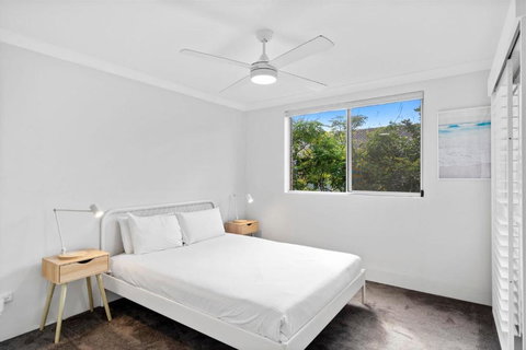 Salty Sea Breeze Apartment 500m To Waters Edge - Accommodation Bookings 2