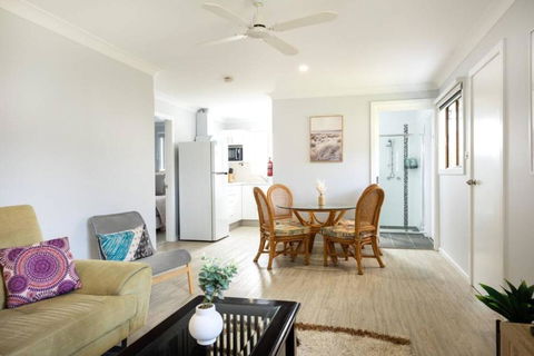 Salty Vibes - Accommodation Bookings 3