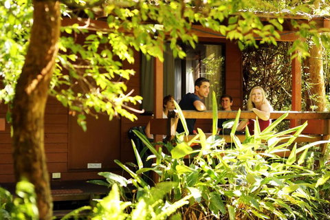 Samurai Beach Bungalows - Port Stephens YHA - Accommodation Bookings 0