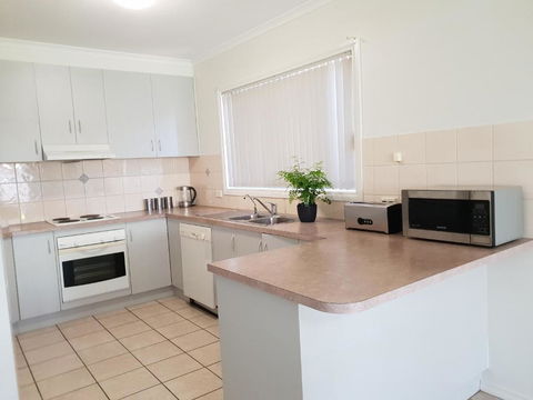 SAN Mateo - Accommodation Bookings 3