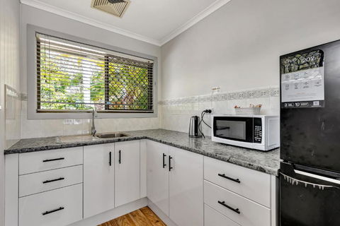 Sanctuary Lakes Fauna Retreat - Accommodation Bookings 2