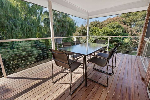 Sanctuary - Accommodation Bookings 2