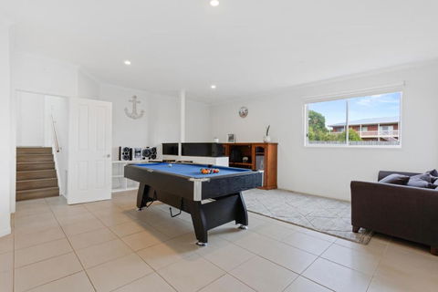Sanctuary Lodge By Ready Set Stay - BYO LINEN & TOWELS - Accommodation Bookings 1