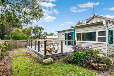 Sand Surf And Sunshine - Accommodation Bookings 0