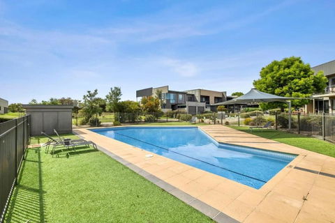 Sands Coastal Villa Close To Pool, Beach And Golf - Accommodation Bookings 2