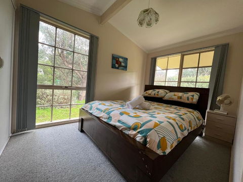 Sand, Surf & Sun - Accommodation Bookings 0