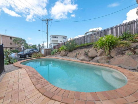 Sandalwood Unit 1 66 Lower Gay Tce - Accommodation Bookings 3
