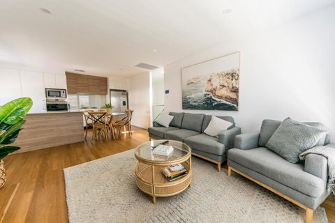 Sandcastle - Accommodation Bookings 2