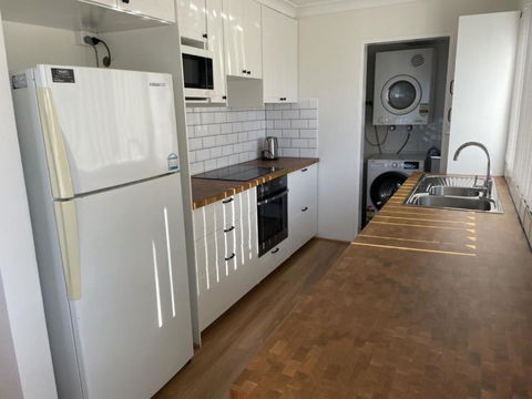 Sandpebbles 1 Pebbly Beach - Accommodation Bookings 1