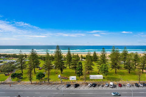 Sandpiper Broadbeach - Accommodation Bookings 0