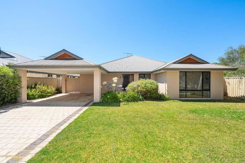 Sandpiper House - Family & Pet Friendly - Accommodation Bookings 0