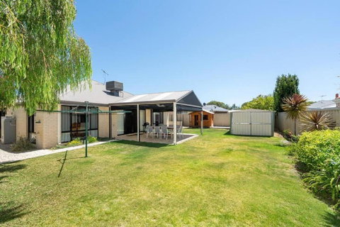 Sandpiper House - Family & Pet Friendly - Accommodation Bookings 1