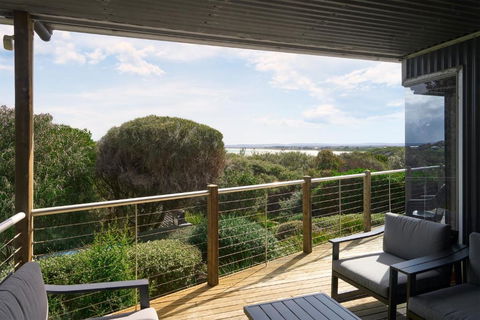 Sandpipers Beach - Accommodation Bookings 0