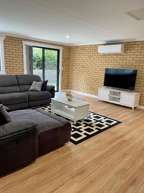 Sandstone Family Apartment - Accommodation Bookings 0
