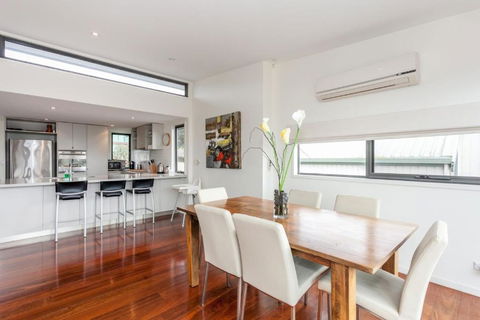 Sandy Beach One - Accommodation Bookings 1