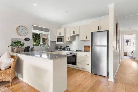 Sandy Days - Accommodation Bookings 3