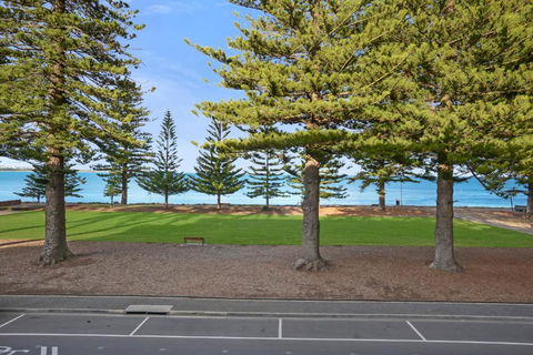 SEABREEZE At Victor Harbor - Accommodation Bookings 1