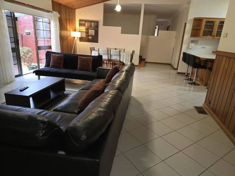 Serene Escape In Altona Meadows - Accommodation Bookings 1