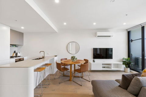 Spacious & Bright Apt Near Major Hospital Precinct - Accommodation Bookings 0